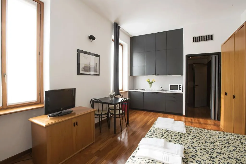 Residence Villa Odescalchi Milan 0*,